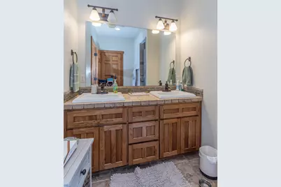 4728 Coopers Hawk Road, Klamath Falls, OR 97601 - Photo 21