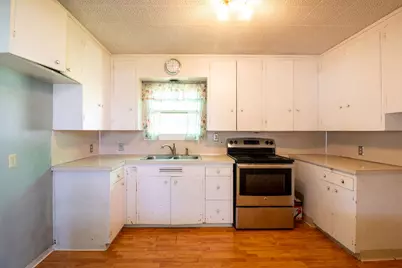 1512 Clara Avenue, Grants Pass, OR 97527 - Photo 13