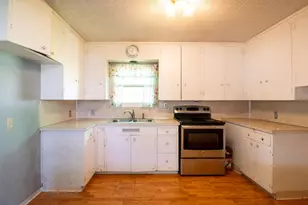 1512 Clara Ave, Grants Pass, OR 97527 - Photo 13