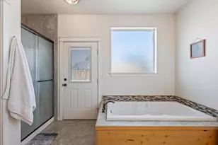 389 NE Blackbear St, Prineville, OR 97754 - Photo 19