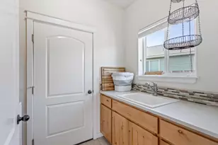 389 NE Blackbear St, Prineville, OR 97754 - Photo 25