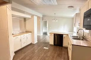 339 South St, Butte Falls, OR 97522 - Photo 7