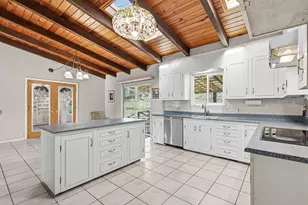 200 Hornet Ln, Grants Pass, OR 97527 - Photo 19