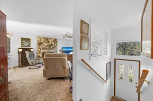 645 S 5th, Jacksonville, OR 97530 - Photo 9