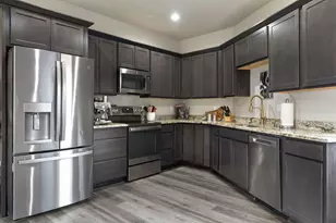 883 NE 6th St, Prineville, OR 97754 - Photo 7