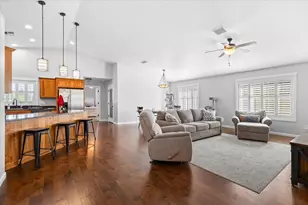 2818 Esther Ln, Grants Pass, OR 97527 - Photo 5