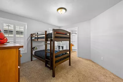 2818 Esther Lane, Grants Pass, OR 97527 - Photo 15