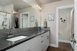 450 NE Oak Ct, Redmond, OR 97756 - Photo 13