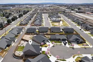 450 NE Oak Ct, Redmond, OR 97756 - Photo 29