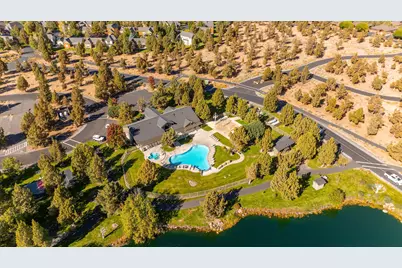 8831 Cliff Swallow Drive, Redmond, OR 97756 - Photo 35