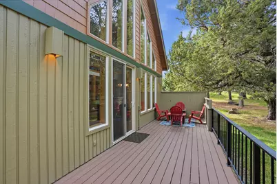 8831 Cliff Swallow Drive, Redmond, OR 97756 - Photo 23