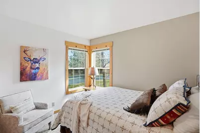 8831 Cliff Swallow Drive, Redmond, OR 97756 - Photo 15