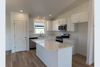 639 NE Arnold Street #173, Madras, OR 97741 - Photo 9