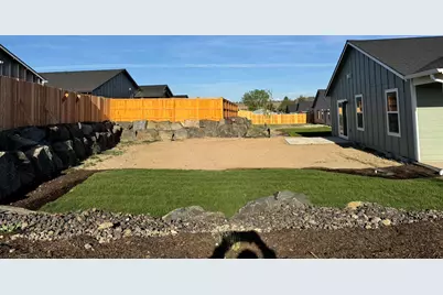 639 NE Arnold Street #173, Madras, OR 97741 - Photo 5