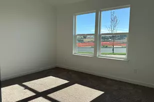 639 NE Arnold St, Madras, OR 97741 - Photo 21