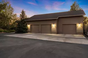 6904 SW Joshua Ct, Powell Butte, OR 97753 - Photo 65