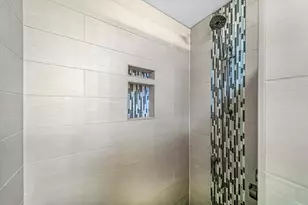 5227 Pioneer Rd, Medford, OR 97501 - Photo 29