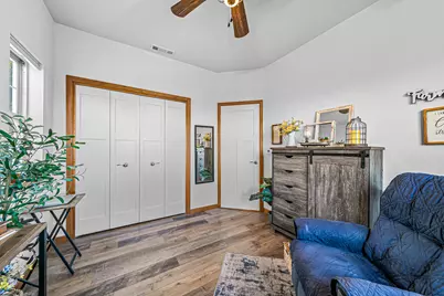 5227 Pioneer Road, Medford, OR 97501 - Photo 27