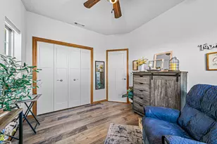 5227 Pioneer Rd, Medford, OR 97501 - Photo 27