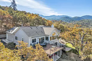 5227 Pioneer Rd, Medford, OR 97501 - Photo 1