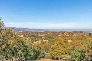 5227 Pioneer Rd, Medford, OR 97501 - Photo 45