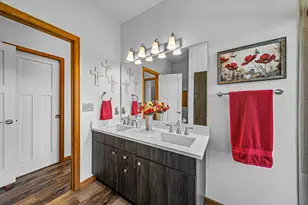 5227 Pioneer Rd, Medford, OR 97501 - Photo 21