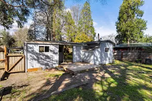 15 Black Oak Dr, Shady Cove, OR 97539 - Photo 35