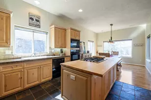 4934 Horned Lark Dr, Klamath Falls, OR 97601 - Photo 19