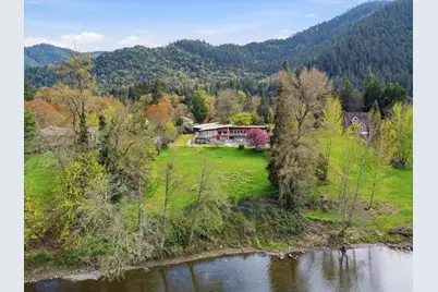 325 Mountain View Place, Grants Pass, OR 97527 - Photo 37