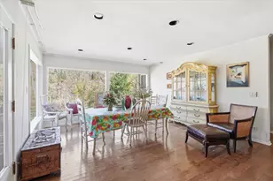 325 Mountain View Pl, Grants Pass, OR 97527 - Photo 7