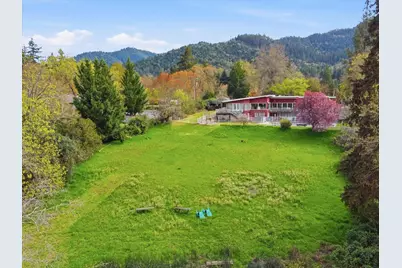 325 Mountain View Place, Grants Pass, OR 97527 - Photo 31