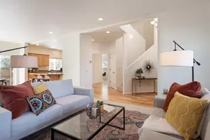 20669 Sierra Dr, Bend, OR 97701 - Photo 7