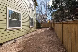 20669 Sierra Dr, Bend, OR 97701 - Photo 31