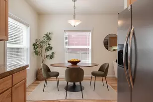 20669 Sierra Dr, Bend, OR 97701 - Photo 13