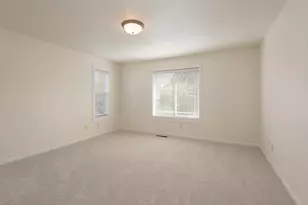 20669 Sierra Dr, Bend, OR 97701 - Photo 25