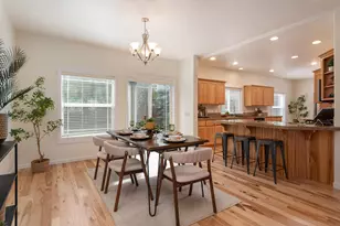 20669 Sierra Dr, Bend, OR 97701 - Photo 9