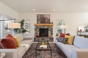 20669 Sierra Dr, Bend, OR 97701 - Photo 3