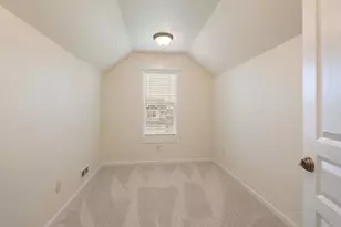 20669 Sierra Dr, Bend, OR 97701 - Photo 23