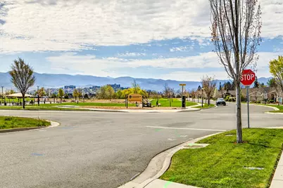 4007 Shamrock Drive, Medford, OR 97504 - Photo 37