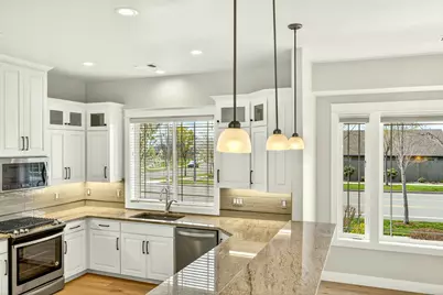 4007 Shamrock Drive, Medford, OR 97504 - Photo 13