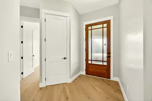 4007 Shamrock Dr, Medford, OR 97504 - Photo 5