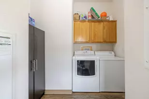 2051 NE Uintah Ct, Redmond, OR 97756 - Photo 33