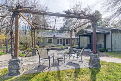 444 Sheraton Drive, Williams, OR 97544 - Photo 29