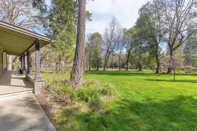 444 Sheraton Drive, Williams, OR 97544 - Photo 5