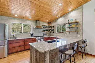 444 Sheraton Dr, Williams, OR 97544 - Photo 11