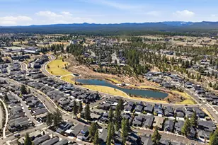 1693 NW William Clark St, Bend, OR 97703 - Photo 35