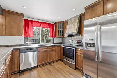 2864 Hawaiian Avenue, Medford, OR 97504 - Photo 13