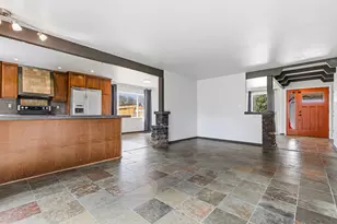 2864 Hawaiian Ave, Medford, OR 97504 - Photo 15