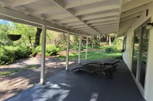 101 Cascade Dr, Cave Junction, OR 97523 - Photo 7