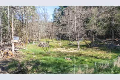 101 Cascade Drive, Cave Junction, OR 97523 - Photo 17